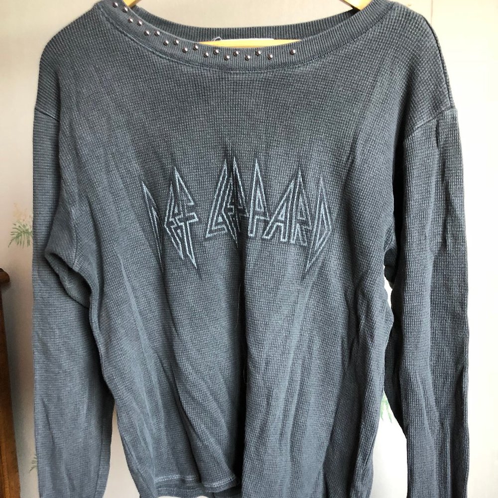 Grunge Def Leppard Waffle Tee